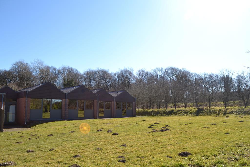 Le Relais De La Haute Sambre Lobbes Exteriör bild